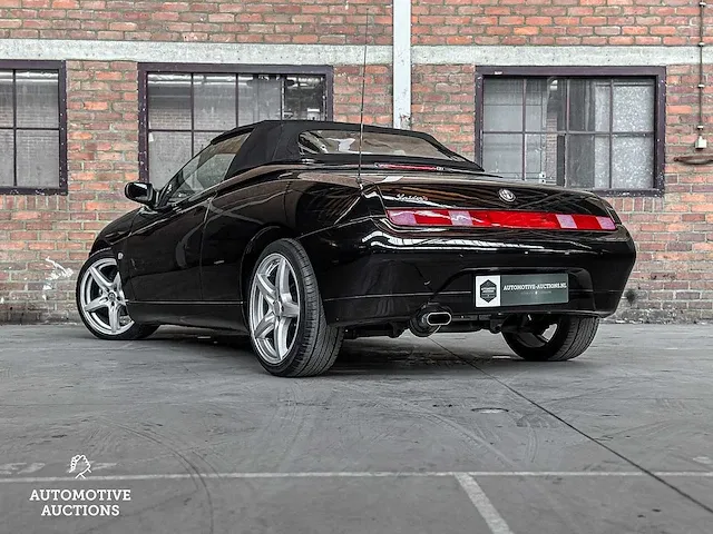 Alfa romeo spider 1.8-16v t.spark 144pk 1998, 27-zf-ng -youngtimer- - afbeelding 17 van  47