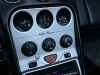 Alfa romeo spider 1.8-16v t.spark 144pk 1998, 27-zf-ng -youngtimer- - afbeelding 32 van  47