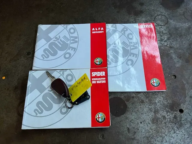 Alfa romeo spider 1.8-16v t.spark 144pk 1998, 27-zf-ng -youngtimer- - afbeelding 46 van  47