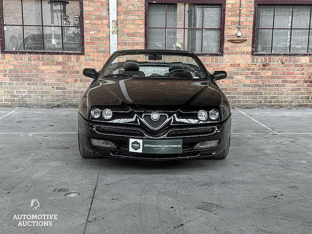 Alfa romeo spider 1.8-16v t.spark 144pk 1998, 27-zf-ng -youngtimer- - afbeelding 8 van  47