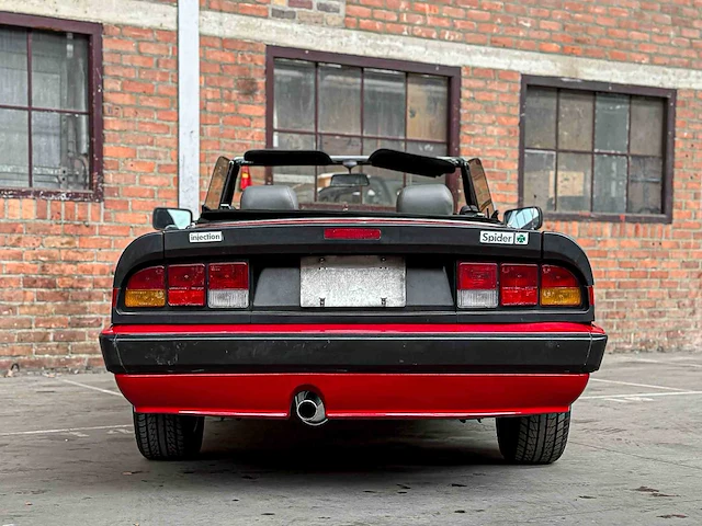 Alfa romeo spider 2.0 115pk 1987 - afbeelding 4 van  32