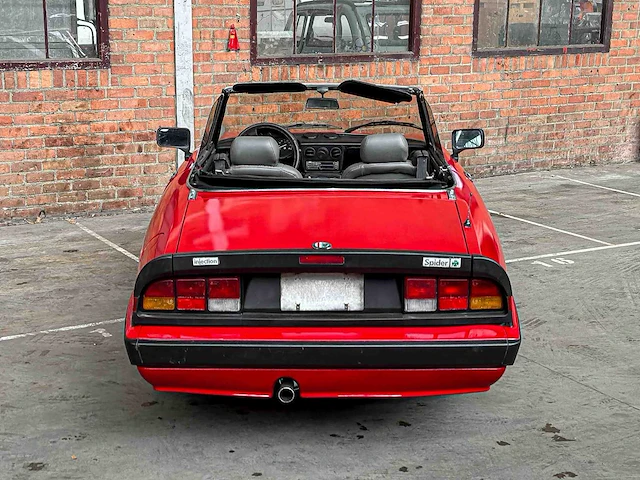 Alfa romeo spider 2.0 115pk 1987 - afbeelding 5 van  32