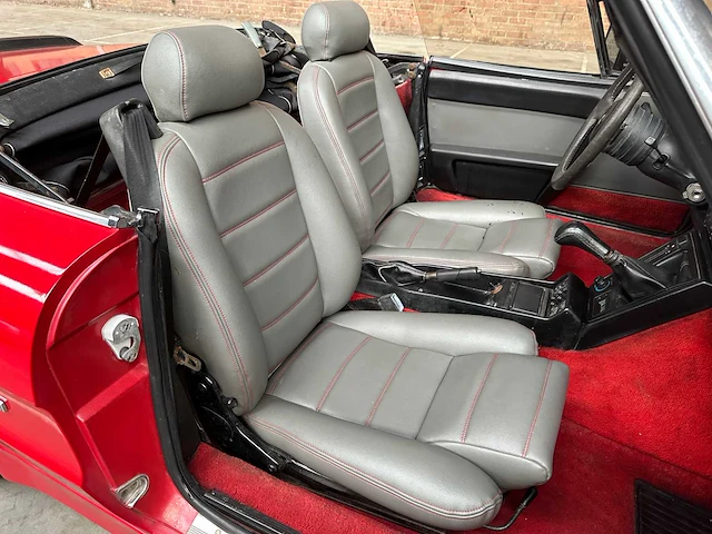 Alfa romeo spider 2.0 115pk 1987 - afbeelding 22 van  32