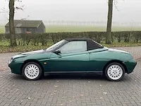 Alfa romeo spider 2.0 16v t.spark, 26-gx-bh - afbeelding 10 van  16