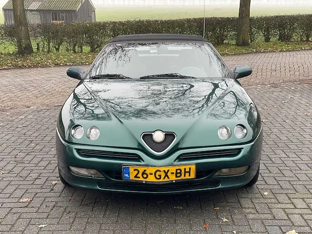 Alfa romeo spider 2.0 16v t.spark, 26-gx-bh - afbeelding 11 van  16
