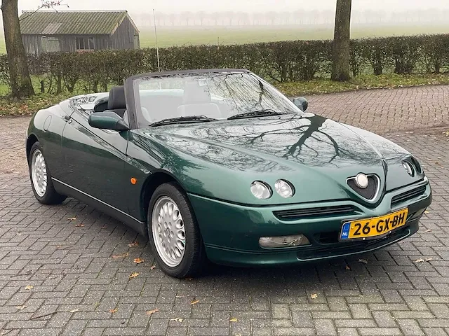 Alfa romeo spider 2.0 16v t.spark, 26-gx-bh - afbeelding 3 van  16