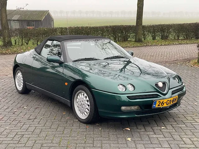 Alfa romeo spider 2.0 16v t.spark, 26-gx-bh - afbeelding 7 van  16