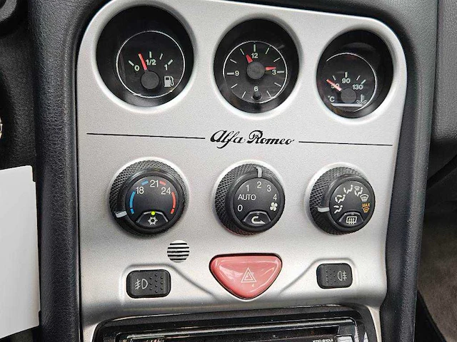 Alfa romeo spider 2.0 16v t.spark l, gp240x - afbeelding 14 van  17
