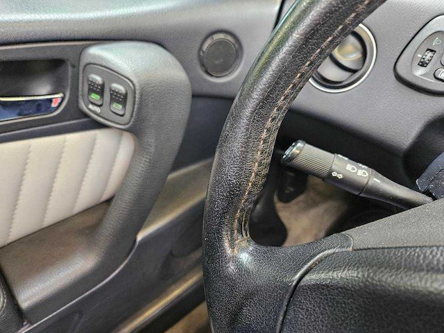 Alfa romeo spider 2.0 16v t.spark l, gp240x - afbeelding 7 van  17