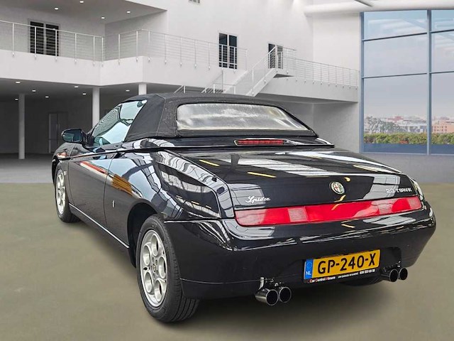 Alfa romeo spider 2.0 16v t.spark l, gp240x - afbeelding 12 van  17