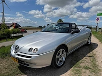 Alfa romeo spider 2.0-16v t.spark lage km stand 09-lsh-8 - afbeelding 21 van  45
