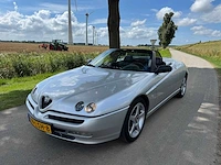 Alfa romeo spider 2.0-16v t.spark lage km stand 09-lsh-8 - afbeelding 12 van  45