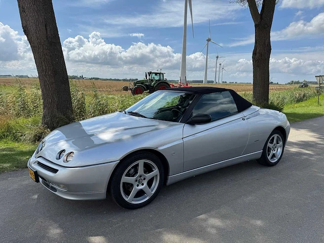 Alfa romeo spider 2.0-16v t.spark lage km stand 09-lsh-8 - afbeelding 42 van  45