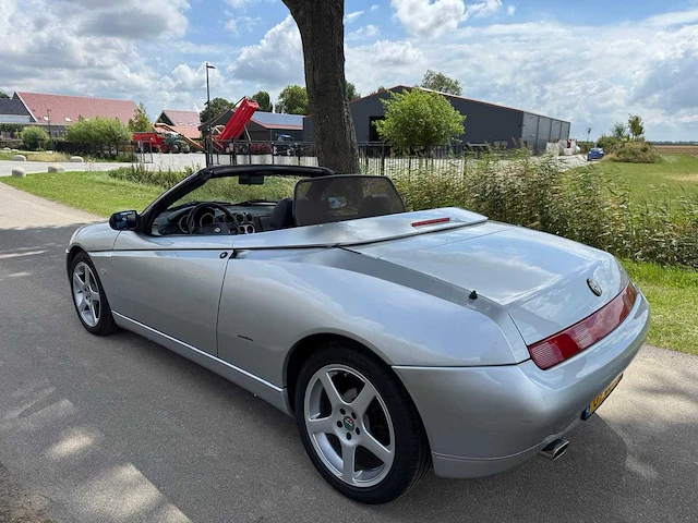 Alfa romeo spider 2.0-16v t.spark lage km stand 09-lsh-8 - afbeelding 23 van  45