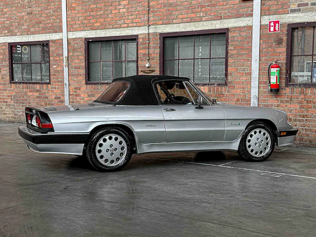 Alfa romeo spider 2.0 1987 - afbeelding 4 van  29