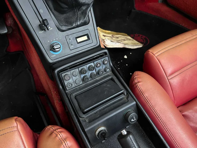 Alfa romeo spider 2.0 1987 - afbeelding 13 van  29