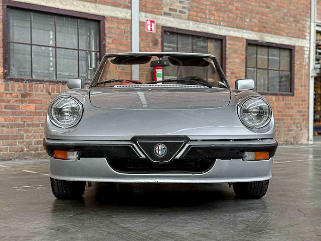 Alfa romeo spider 2.0 1987 - afbeelding 25 van  29