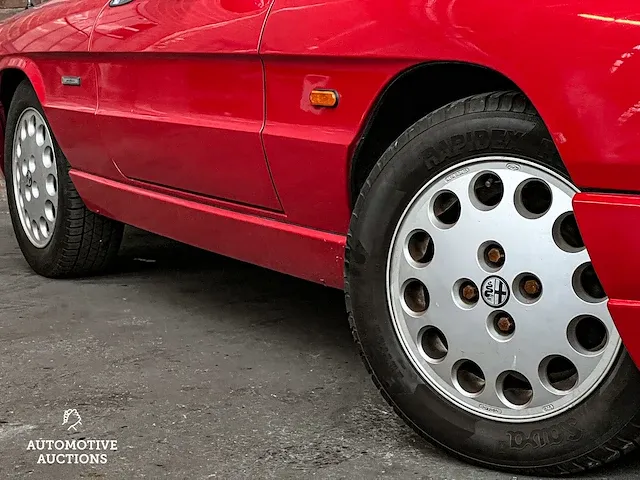 Alfa romeo spider 2.0 1991 117pk -orig. nl-, yz-30-yf -youngtimer- - afbeelding 29 van  32