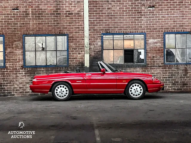 Alfa romeo spider 2.0 1991 117pk -orig. nl-, yz-30-yf -youngtimer- - afbeelding 30 van  32