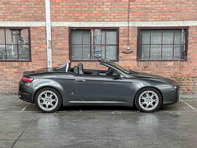Alfa romeo spider 2.2 jts exclusive 185pk 2008, s-904-zx youngtimer - afbeelding 2 van  40
