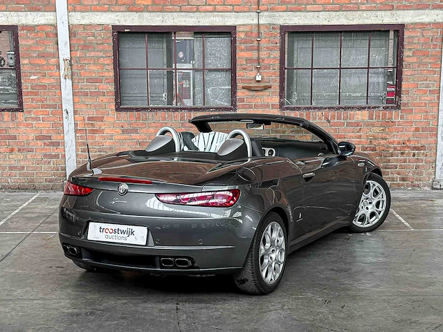 Alfa romeo spider 2.2 jts exclusive 185pk 2008, s-904-zx youngtimer - afbeelding 4 van  40