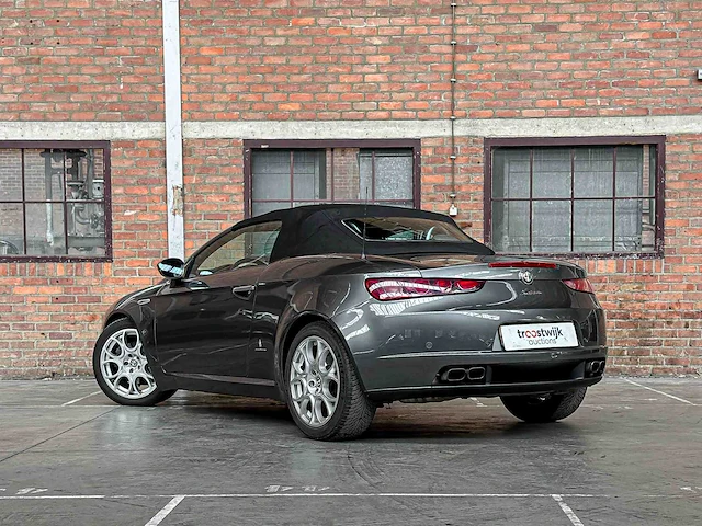 Alfa romeo spider 2.2 jts exclusive 185pk 2008, s-904-zx youngtimer - afbeelding 7 van  40
