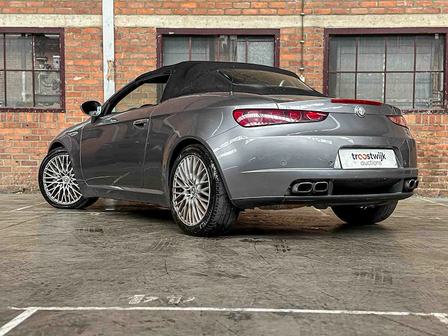 Alfa romeo spider 2.4 jtdm 200pk 2007 - afbeelding 6 van  36
