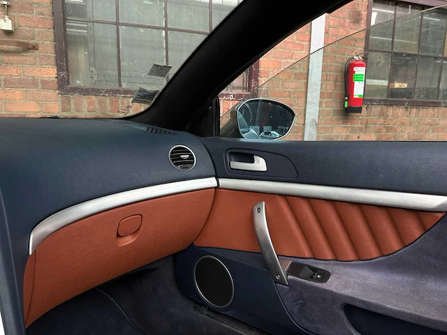 Alfa romeo spider 2.4 jtdm 200pk 2007 - afbeelding 21 van  36