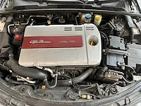 Alfa romeo spider 2.4 jtdm 200pk 2007 - afbeelding 29 van  36