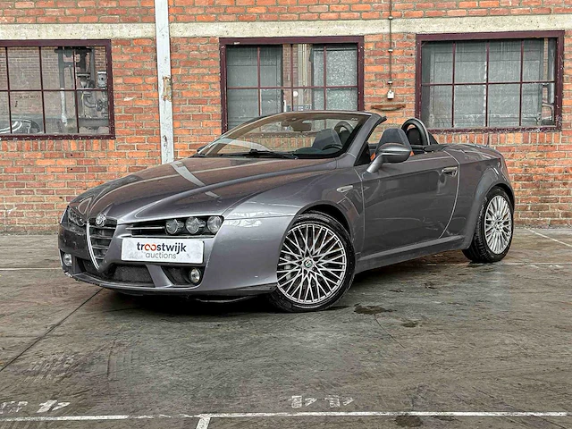 Alfa romeo spider 2.4 jtdm 200pk 2007 - afbeelding 23 van  36
