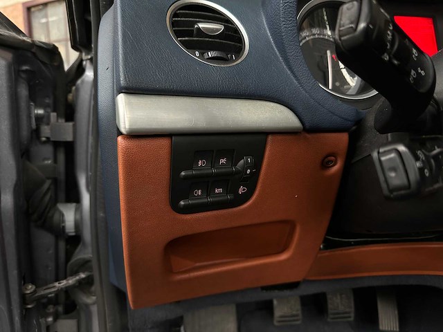 Alfa romeo spider 2.4 jtdm 200pk 2007 - afbeelding 13 van  36