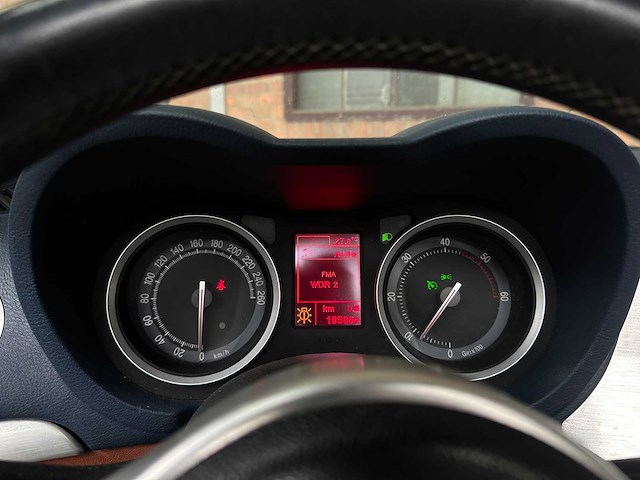 Alfa romeo spider 2.4 jtdm 200pk 2007 - afbeelding 18 van  36