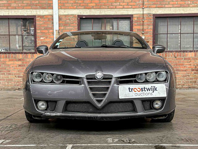 Alfa romeo spider 2.4 jtdm 200pk 2007 - afbeelding 32 van  36