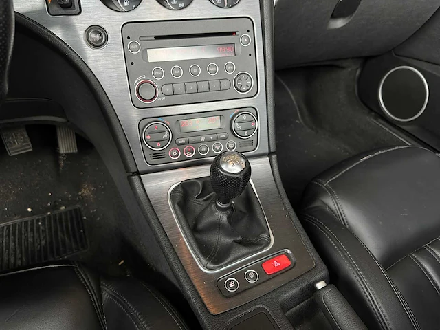 Alfa romeo spider tbi 1.8 200pk 2010 - afbeelding 19 van  37