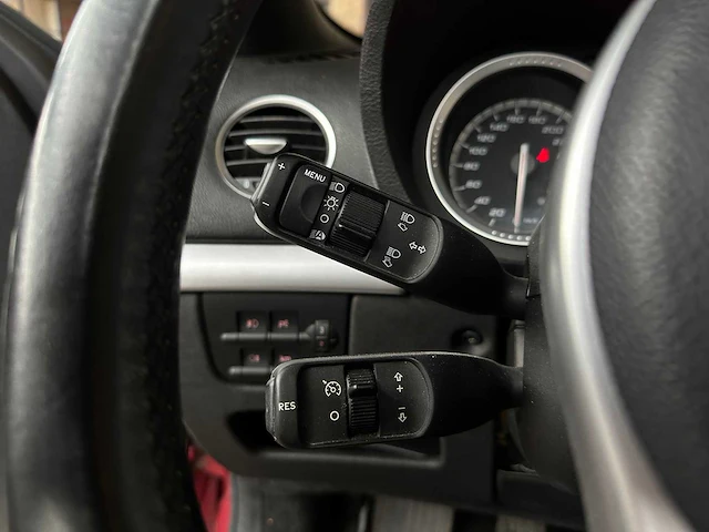 Alfa romeo spider tbi 1.8 200pk 2010 - afbeelding 16 van  38