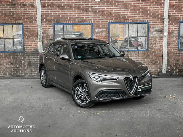 Alfa romeo stelvio 2.0 t awd super 200pk 2018 -orig nl-, sr-834-l - afbeelding 2 van  71