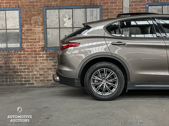 Alfa romeo stelvio 2.0 t awd super 200pk 2018 -orig nl-, sr-834-l - afbeelding 5 van  71