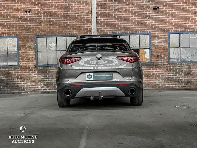 Alfa romeo stelvio 2.0 t awd super 200pk 2018 -orig nl-, sr-834-l - afbeelding 11 van  71