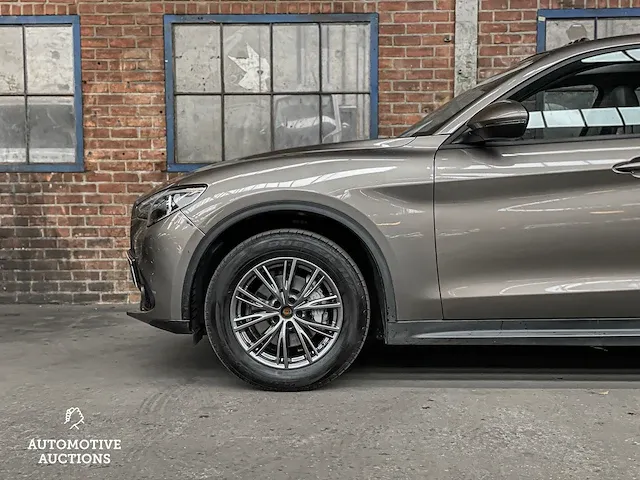 Alfa romeo stelvio 2.0 t awd super 200pk 2018 -orig nl-, sr-834-l - afbeelding 20 van  71