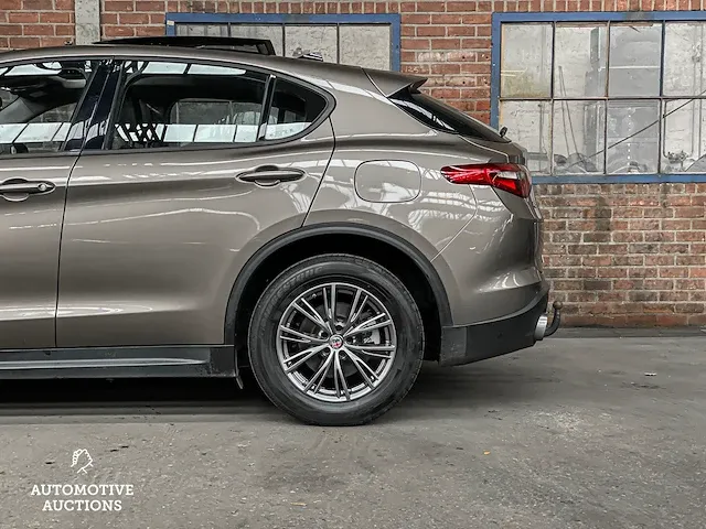 Alfa romeo stelvio 2.0 t awd super 200pk 2018 -orig nl-, sr-834-l - afbeelding 21 van  71