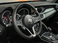 Alfa romeo stelvio 2.0 t awd super 200pk 2018 -orig nl-, sr-834-l - afbeelding 24 van  71