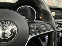 Alfa romeo stelvio 2.0 t awd super 200pk 2018 -orig nl-, sr-834-l - afbeelding 28 van  71