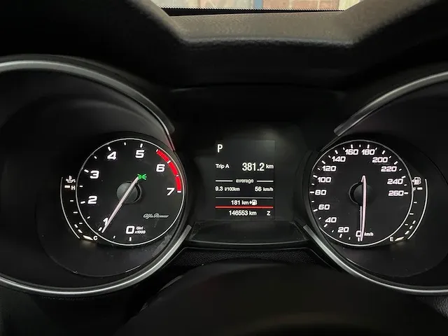 Alfa romeo stelvio 2.0 t awd super 200pk 2018 -orig nl-, sr-834-l - afbeelding 33 van  71