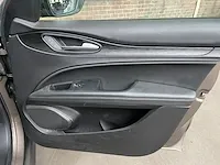 Alfa romeo stelvio 2.0 t awd super 200pk 2018 -orig nl-, sr-834-l - afbeelding 50 van  71