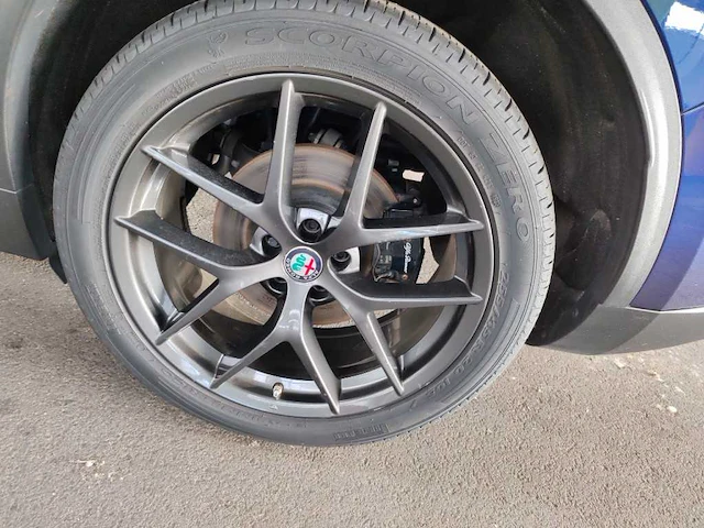 Alfa romeo stelvio 2.0 t awd super automaat; rn-995-g - afbeelding 19 van  22
