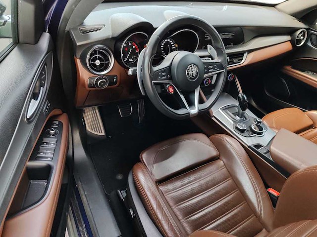 Alfa romeo stelvio 2.0 t awd super automaat; rn-995-g - afbeelding 20 van  22