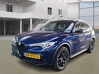 Alfa romeo stelvio 2.0 t awd super automaat; rn-995-g - afbeelding 1 van  22