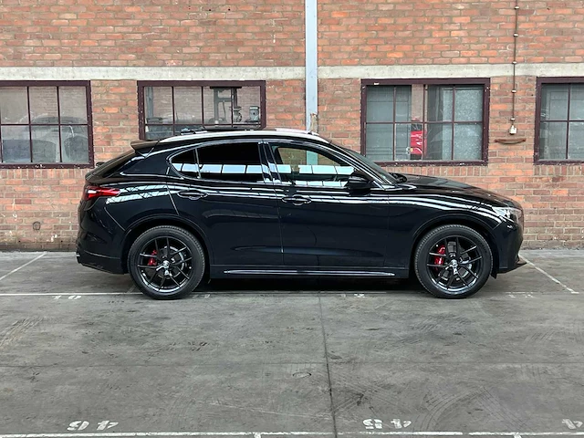 Alfa romeo stelvio 2.2 jtd awd veloce 209pk 2020, j-329-xh - afbeelding 2 van  51