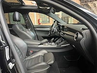 Alfa romeo stelvio 2.2 jtd awd veloce 209pk 2020, j-329-xh - afbeelding 41 van  51