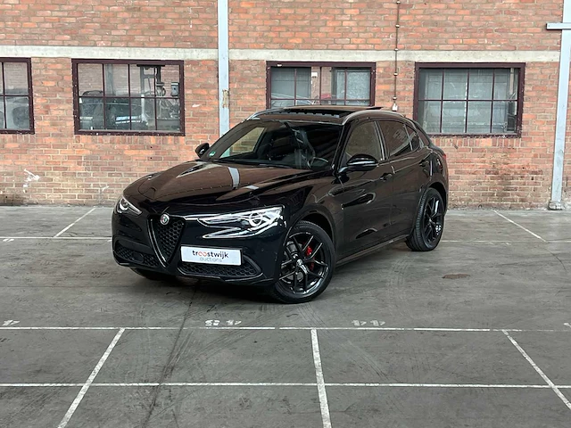 Alfa romeo stelvio 2.2 jtd awd veloce 209pk 2020, j-329-xh - afbeelding 34 van  51